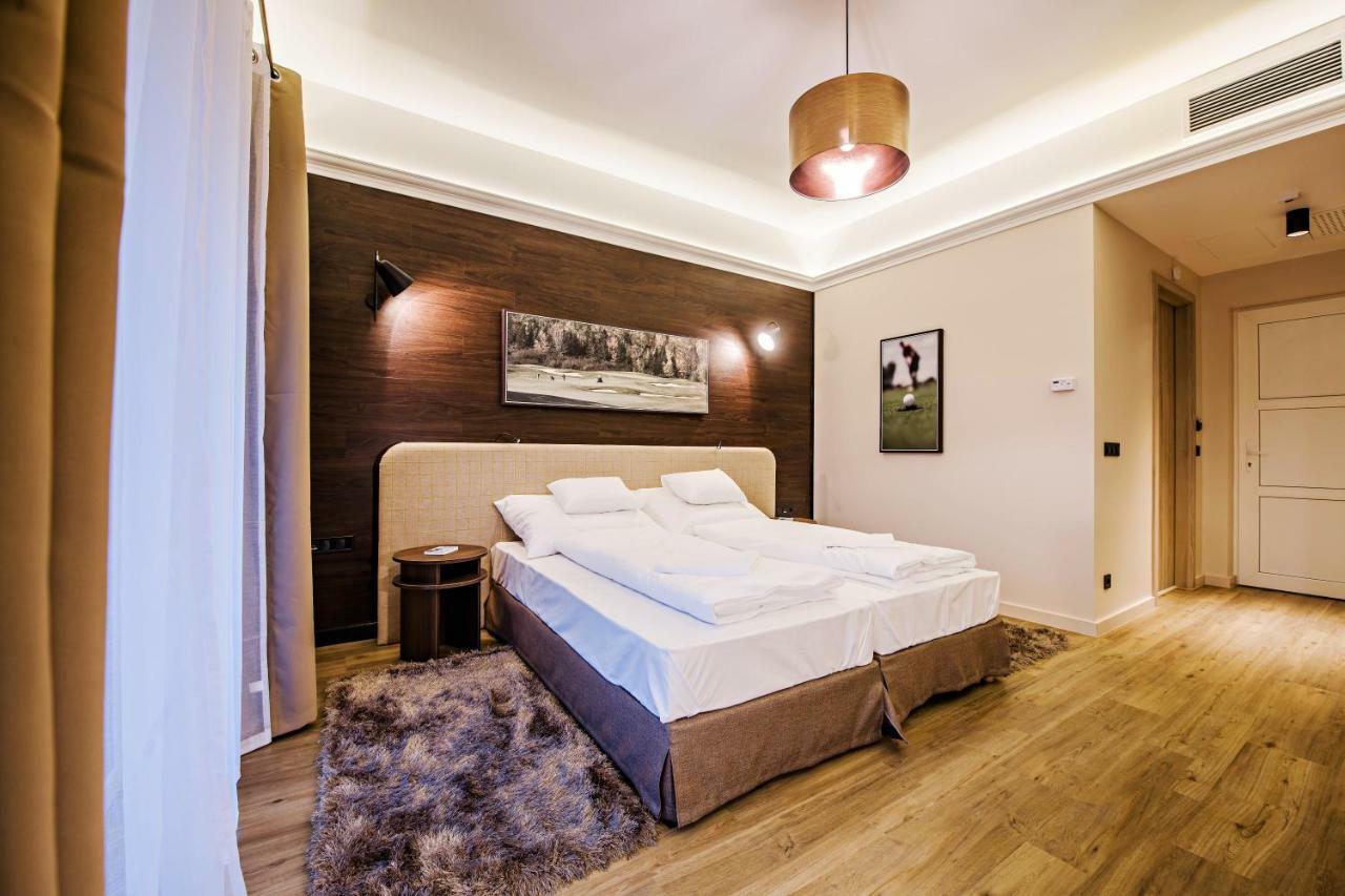Bed and Breakfast Pannonia Golf & Country Club à Alcsutdoboz Extérieur photo